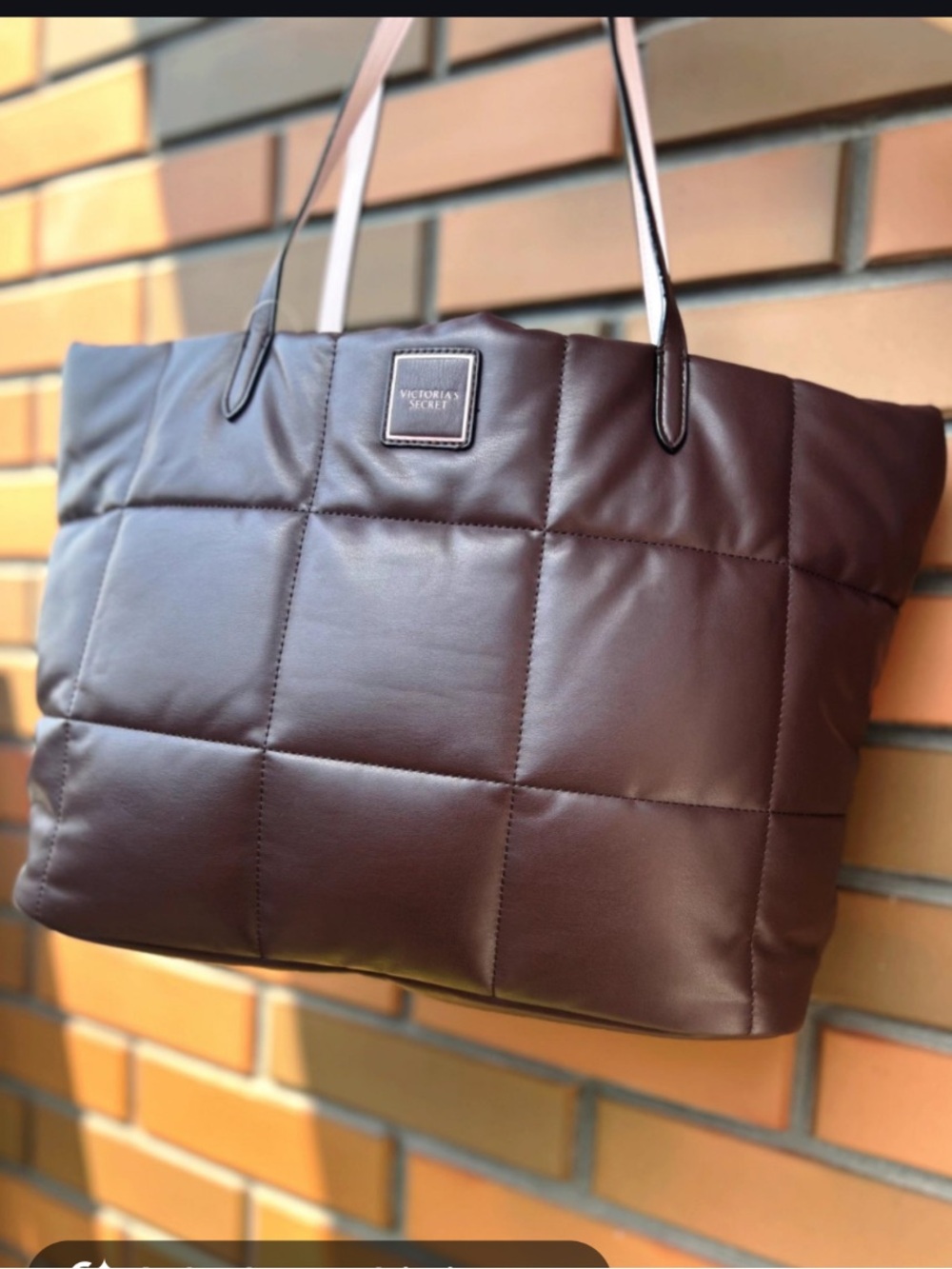 Victoria Secret Dark Brown Quilted Puffer Tote NWT! Pink interior retail- $60